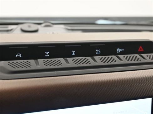 Used 2024 Ford Bronco Heritage Edition image 26