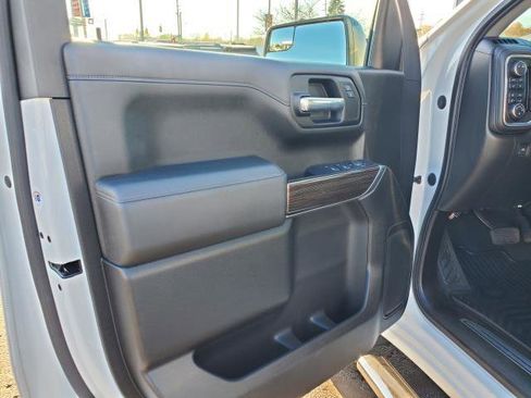 Used 2021 Chevrolet Silverado 1500 RST w/ Z71 Off-Road Package image 6