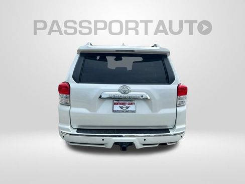Used 2010 Toyota 4Runner SR5 w/ Convenience Pkg AWD/4WD image 7