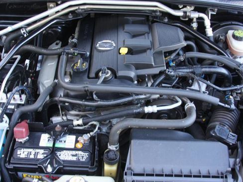 Used 2007 MAZDA MX-5 Miata Touring RWD image 31