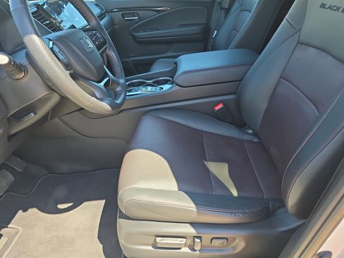 Used 2024 Honda Ridgeline Black Edition image 28
