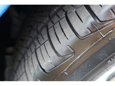 Used 2007 Hyundai Tiburon SE FWD image 14