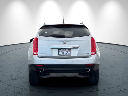 Used 2014 Cadillac SRX Luxury image 5