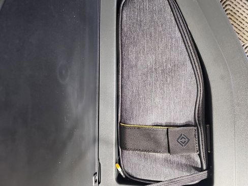 Used 2022 Rivian R1T Adventure image 32