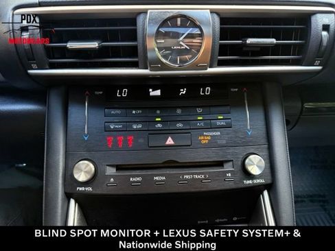 Used 2018 Lexus IS 300 RWD image 23