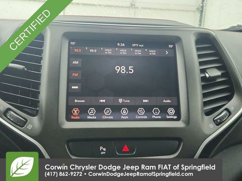 Used 2019 Jeep Cherokee Trailhawk w/ Comfort/Convenience Group image 24
