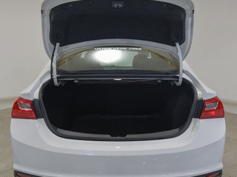 Used 2023 Chevrolet Malibu LT FWD image 11