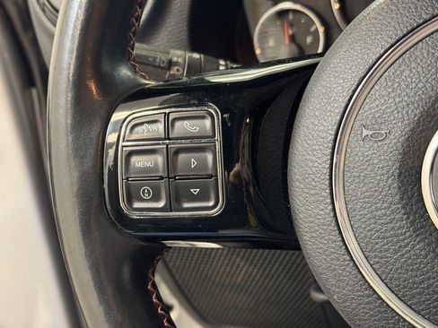 Used 2012 Jeep Wrangler Unlimited Sahara image 29