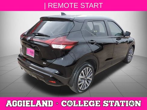 Certified 2023 Nissan Kicks SV FWD image 4
