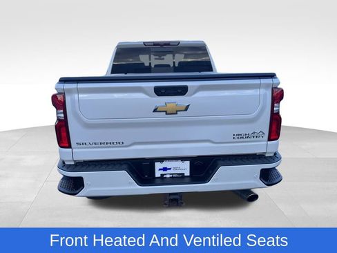 Used 2022 Chevrolet Silverado 2500 High Country w/ Z71 Off-Road Package image 5