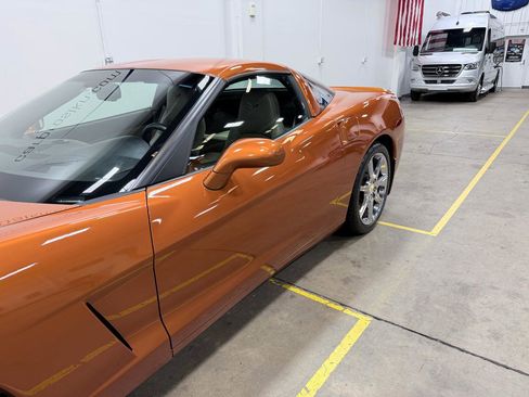 Used 2008 Chevrolet Corvette Coupe w/ Preferred Equipment Group RWD image 21