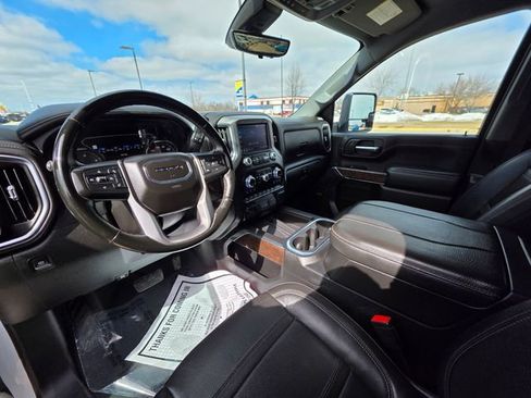 Used 2023 GMC Sierra 3500 Denali w/ Technology Package image 19