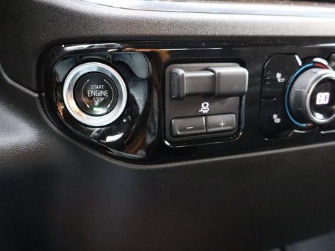 Used 2023 Chevrolet Silverado 1500 RST image 11