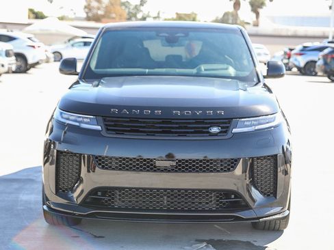 Used 2024 Land Rover Range Rover Sport AWD/4WD image 2