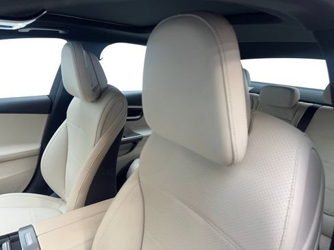 Used 2024 Mercedes-Benz C 300 Sedan image 26