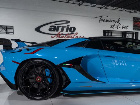 Used 2021 Lamborghini Aventador SVJ image 59