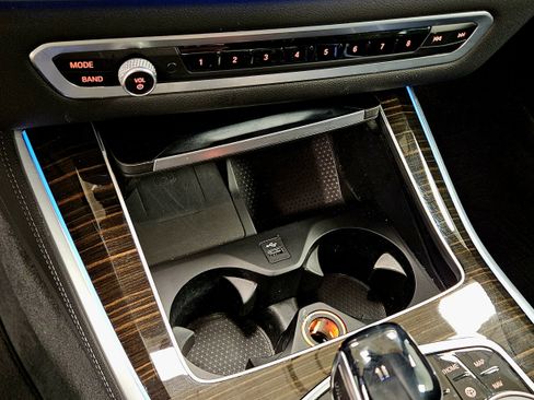 Used 2021 BMW X5 xDrive45e w/ Premium Package image 45