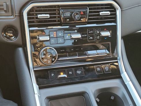 New 2026 Nissan Armada Platinum Reserve image 32