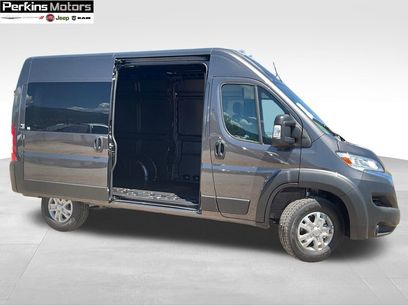 New 2025 RAM ProMaster 1500 w/ Quick Order Package 22G SLT