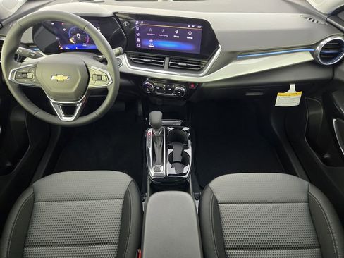 New 2026 Chevrolet Trax LT w/ Driver Confidence Package image 28