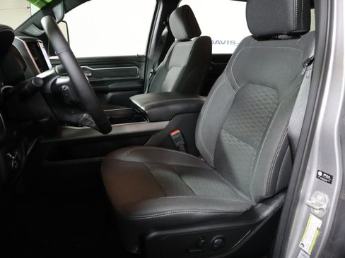 Used 2025 RAM 1500 Big Horn AWD/4WD image 22