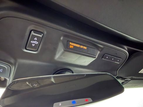 Used 2018 Chevrolet Camaro SS RWD image 24