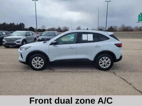 Used 2025 Ford Escape Active image 3
