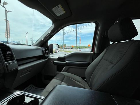 Used 2018 Ford F150 XL w/ Equipment Group 101A Mid AWD/4WD image 14