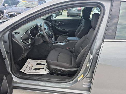 Used 2024 Chevrolet Malibu LT FWD image 14