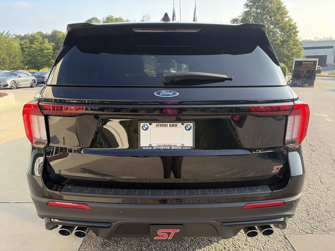 Used 2025 Ford Explorer ST AWD/4WD image 12