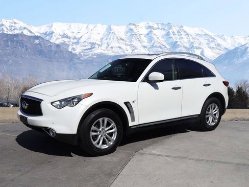 Used 2017 INFINITI QX70 AWD w/ Premium Package image 2