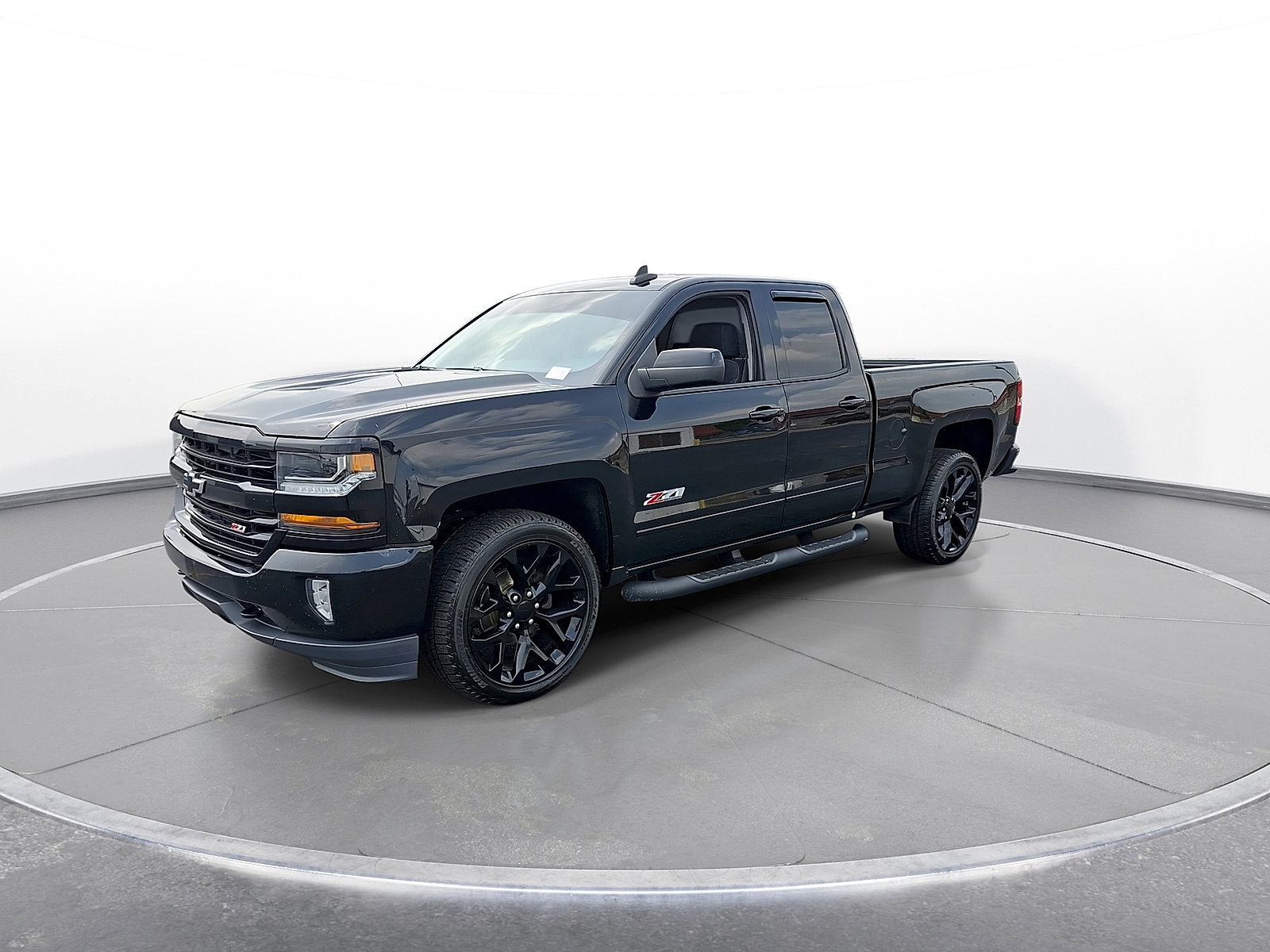 Used 2019 Chevrolet Silverado 1500 LT w/ All Star Edition AWD/4WD image 4