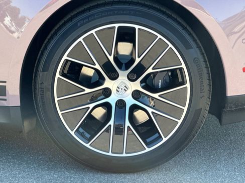 New 2026 Porsche Taycan image 44