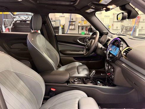 Used 2023 MINI Cooper Clubman S w/ MINI Untold Edition AWD/4WD image 31