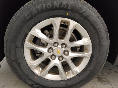 Used 2019 Chevrolet Traverse LS image 31