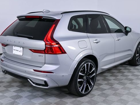 Certified 2023 Volvo XC60 B5 Ultimate image 30