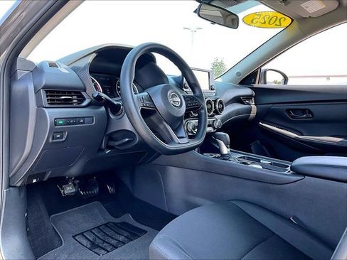 Used 2025 Nissan Sentra S FWD image 8