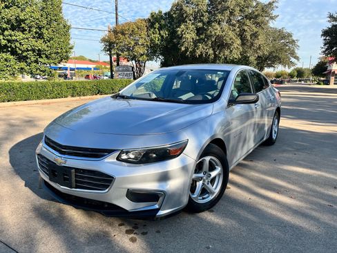 Used 2017 Chevrolet Malibu LS w/ LPO, Convenience Package 2 image 1