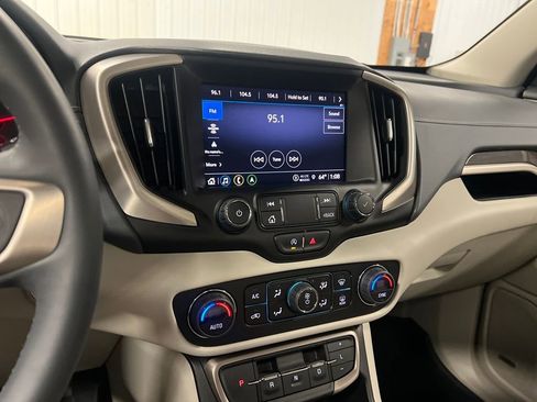 Used 2023 GMC Terrain Denali w/ Denali Premium Package image 22