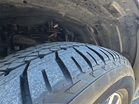 Used 2019 Nissan Armada SL w/ Premium Package image 5