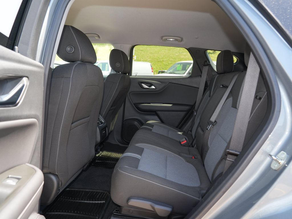 Used 2023 Chevrolet Blazer LT w/ Convenience Package AWD/4WD image 18