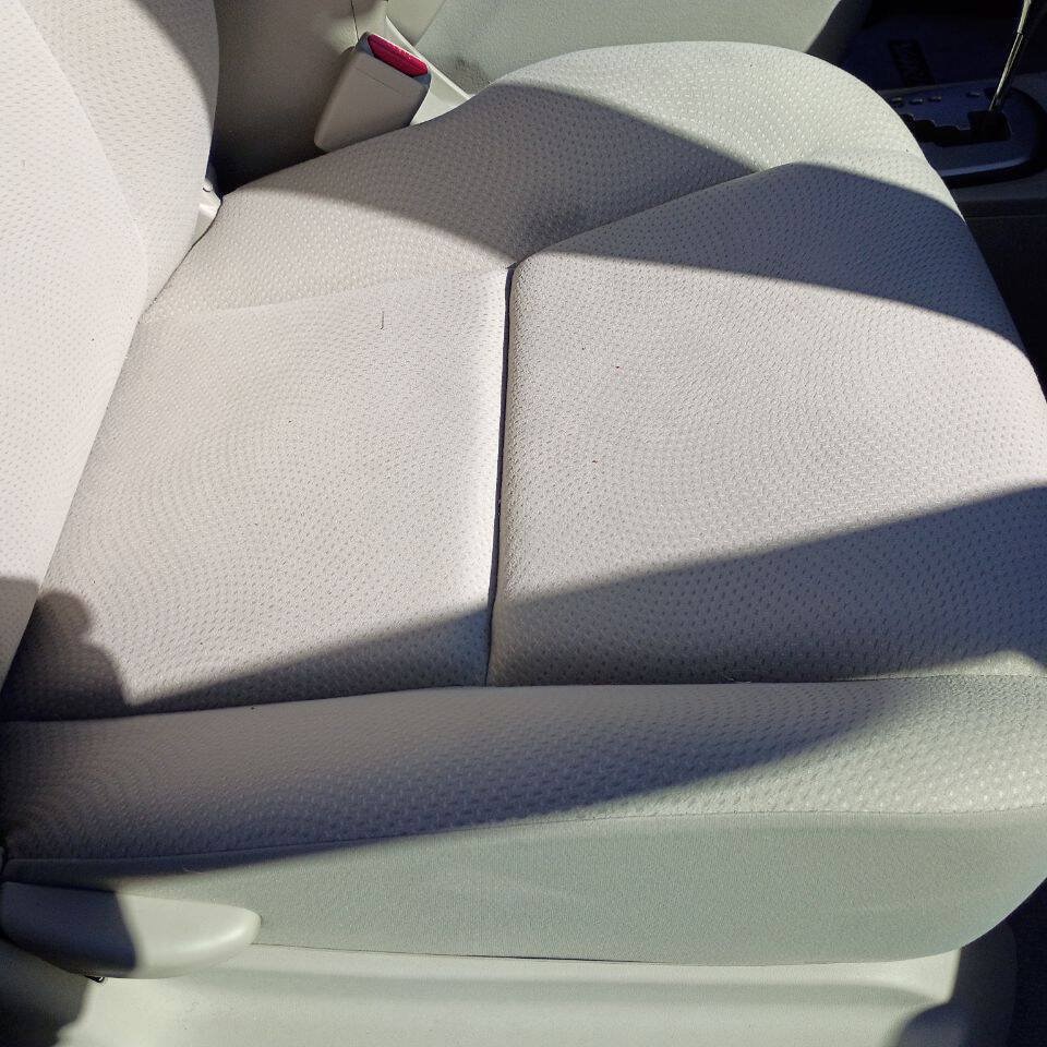 Used 2011 Toyota Yaris Sedan w/ PWR Pkg w/Steel Wheels FWD image 22