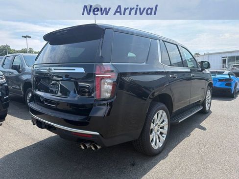 Used 2021 Chevrolet Tahoe Premier w/ Premium Package AWD/4WD image 7