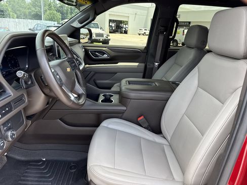 Used 2023 Chevrolet Tahoe LT RWD image 9