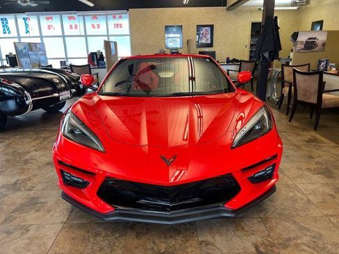 Used 2023 Chevrolet Corvette Stingray Preferred Conv w/ Battery Protection Package RWD image 1