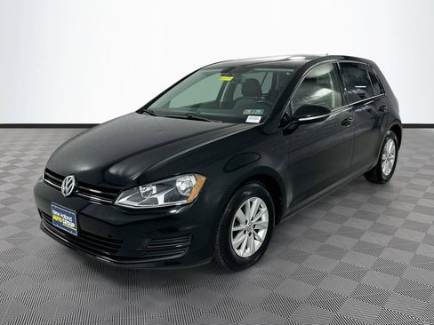 Used 2015 Volkswagen Golf S FWD image 3