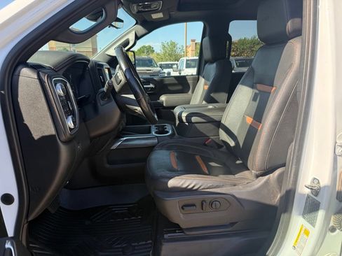 Used 2020 GMC Sierra 2500 AT4 w/ AT4 Premium Package AWD/4WD image 10