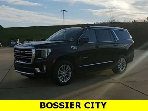 Used 2022 GMC Yukon SLT w/ SLT Luxury Package image 4