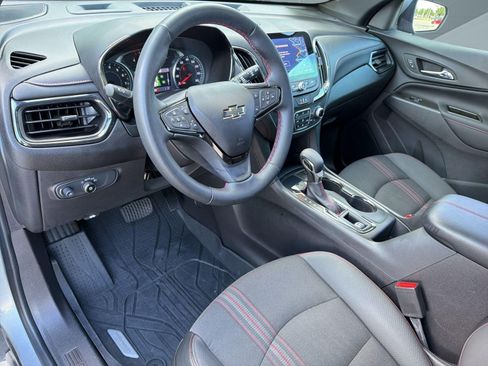 Certified 2023 Chevrolet Equinox RS FWD image 4