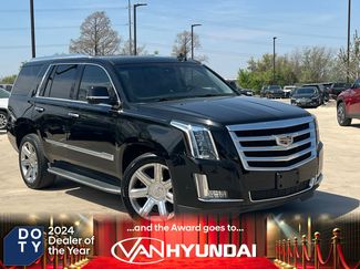Used 2018 Cadillac Escalade Luxury video 1
